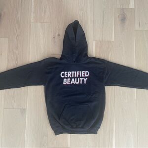 Black 'Certified Beauty' Hoodie